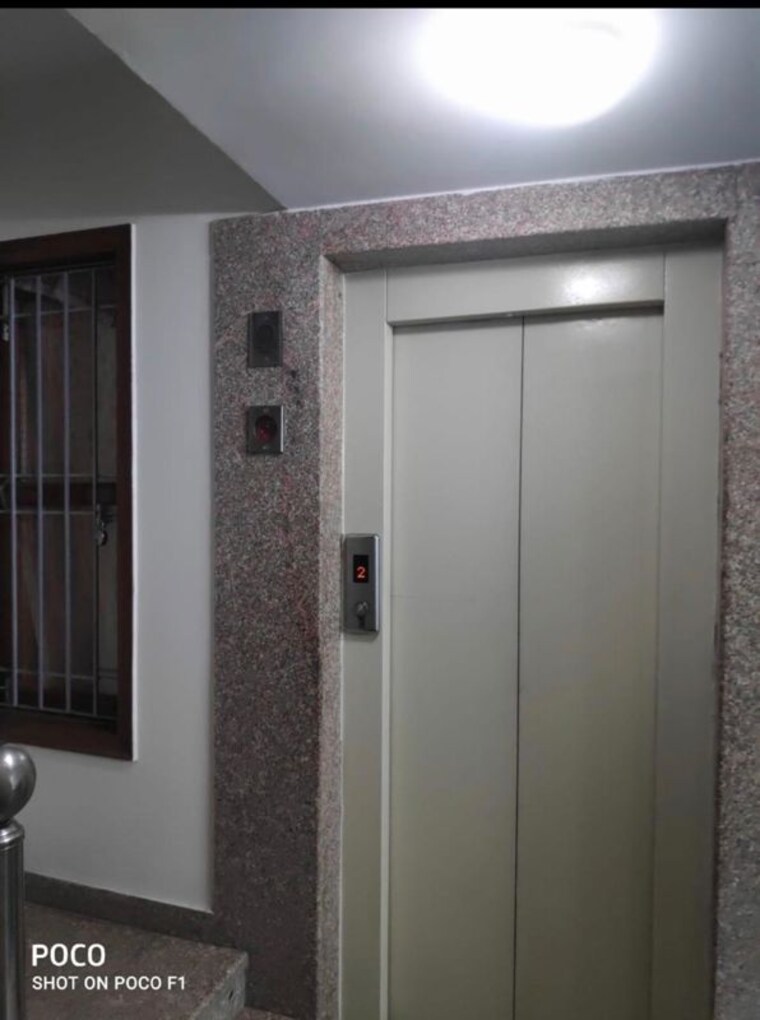 Entrance, chittaranjan park 3 Bedroom 1300 Sq.Ft. Builder Floor In Chittaranjan Park Delhi 10328638