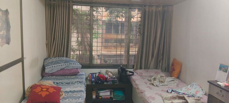 Bedroom, vile parle west 1 RK 300 Sq.Ft. Apartment In Vile Parle West Mumbai 10328640