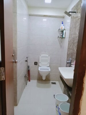 Bathroom in 1 RK Apartment at Vile Parle West – for Rent
