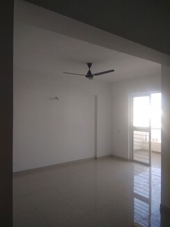 2 BHK Apartment For Rent in SBS Chandrai Capital