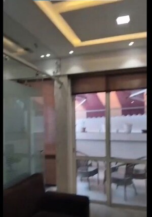   Office Space at DLF My Pad, Gomti Nagar – for Rent