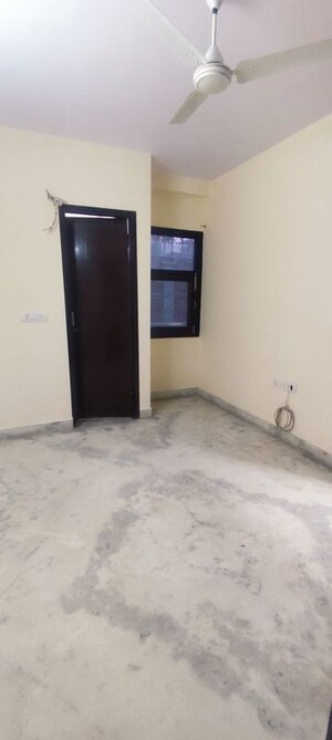 Room in 2 BHK Builder Floor at Chattarpur – for Rent