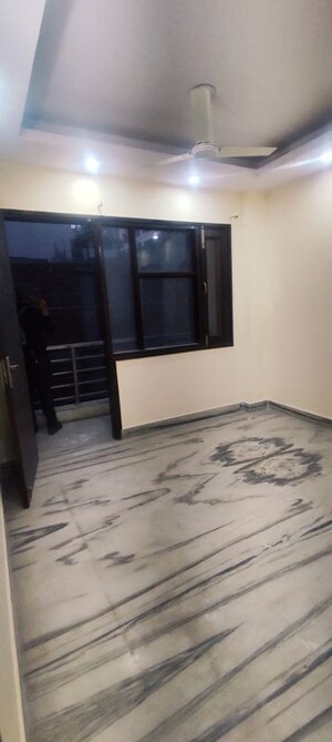 Room in 2 BHK Builder Floor at Chattarpur – for Rent