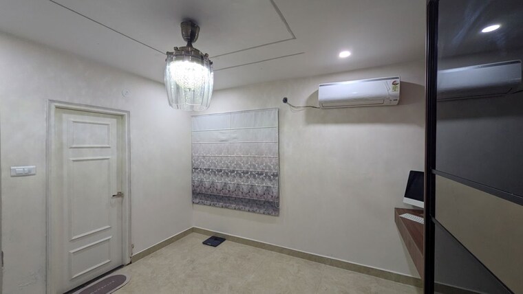 Bathroom, aditya-empress-heights 3 Bedroom 1950 Sq.Ft. Apartment In Shaikpet Hyderabad 10328670