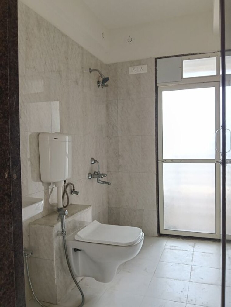 Bathroom, puraniks-tokyo-bay 2 Bedroom 750 Sq.Ft. Apartment In Kasarvadavali Thane 10328659