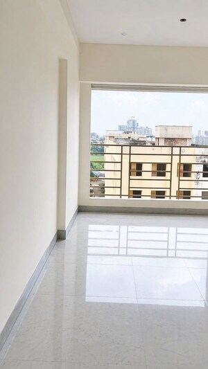 Living Room in 1.5 BHK Apartment at Delight Green View Apartment, Nalasopara West – for Sale