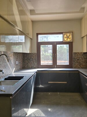 Kitchen in 1 RK Builder Floor at Kohli One Malibu Town Plot, Sector 47 – for Rent