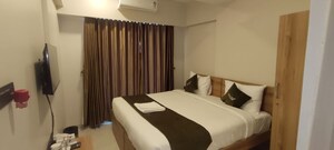 Bedroom in 2 BHK Apartment at Jyoti Skyline, Chakala – for Rent
