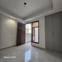 1 RkBuilder Floor For Rent in Saket
