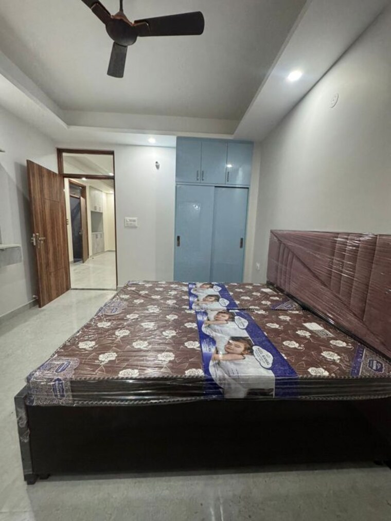 Bedroom, sector 51 3 Bedroom 1450 Sq.Ft. Builder Floor In Sector 51 Gurgaon 10328780