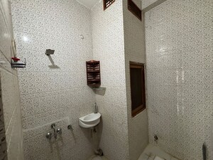 Bathroom in 2 BHK Independent House at Gomti Nagar – for Rent