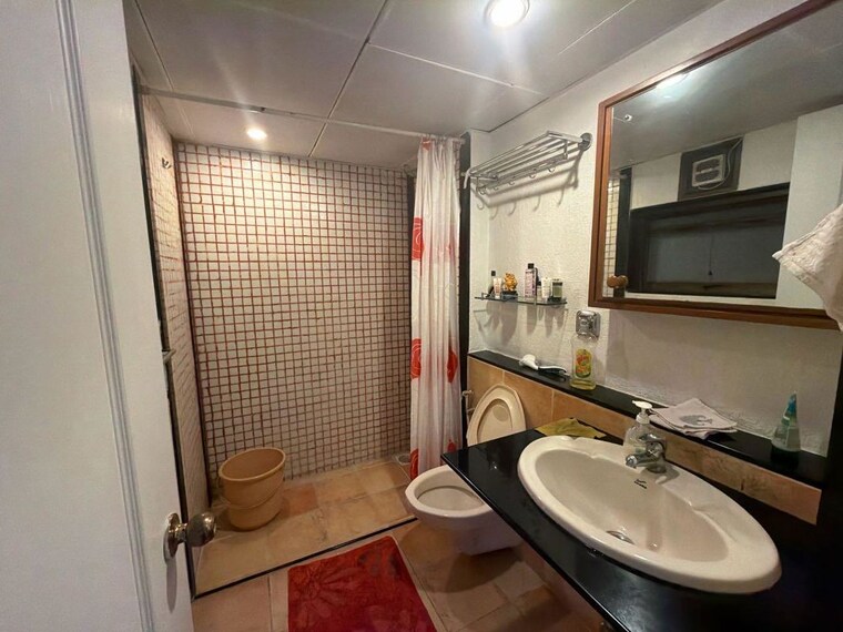 Bathroom, panchshil-forest-castle 3 Bedroom 1800 Sq.Ft. Apartment In Koregaon Park Pune 10328807