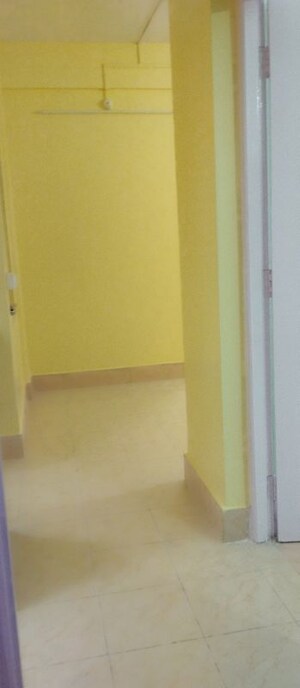 Room in 2 BHK Apartment at Kolkatta Gpo – for Rent