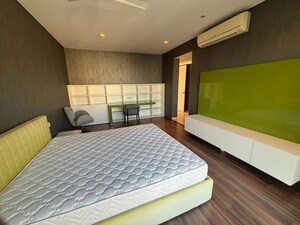 Bedroom in 4 BHK Apartment at Panchshil One North, Magarpatta City – for Rent