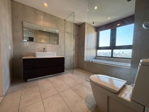 Bathroom in 4 BHK Apartment at Panchshil One North, Magarpatta City – for Rent