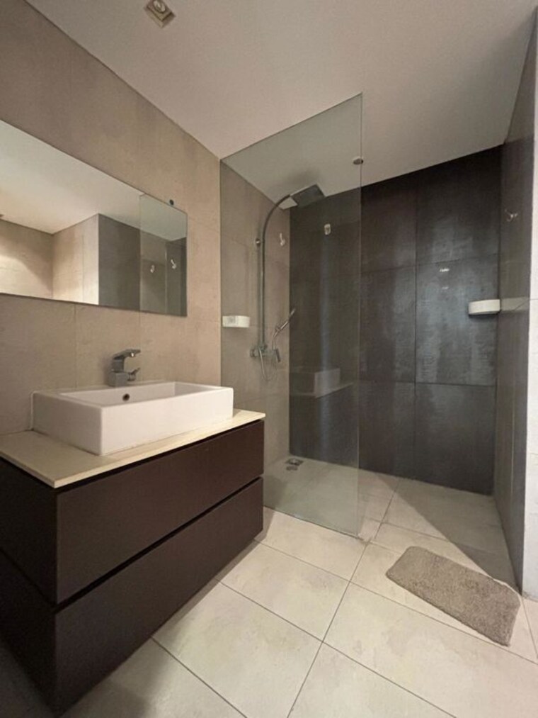 Bathroom, panchshil-one-north 4 Bedroom 3800 Sq.Ft. Apartment In Magarpatta City Pune 10328821