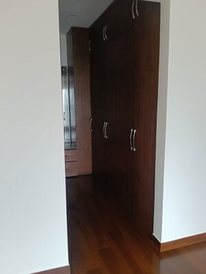 Furnished Amenities in 3 BHK Builder Floor at Sector 11 – for Rent