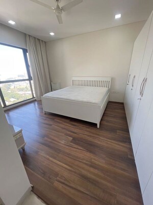 Bedroom in 4 BHK Apartment at Panchshil One North, Magarpatta City – for Rent