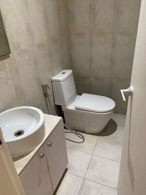 Bathroom in 4 BHK Apartment at Panchshil One North, Magarpatta City – for Rent