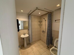 Bathroom in 4 BHK Apartment at Panchshil One North, Magarpatta City – for Rent