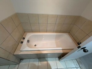 Bathroom in 4 BHK Apartment at Panchshil One North, Magarpatta City – for Rent