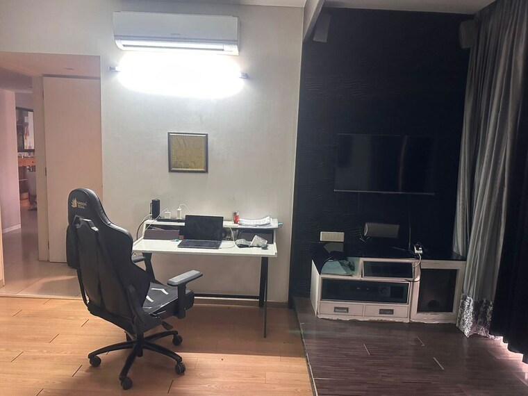 Bedroom, panchshil-one-north 3.5 Bedroom 2900 Sq.Ft. Apartment In Magarpatta City Pune 10328898