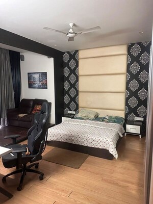 Bedroom in 3.5 BHK Apartment at Panchshil One North, Magarpatta City – for Rent