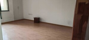 Room in 4 BHK Apartment at Panchshil Satellite Towers, Koregaon Park – for Rent