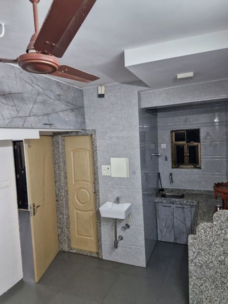 Kitchen, gokuldham-complex 1 RK 350 Sq.Ft. Apartment In Goregaon East Mumbai 10328913
