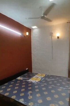 2 BHK + Pooja Room Builder Floor For Rent in Sector 5