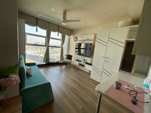 Bedroom in 4 BHK Apartment at Panchshil Towers, Kharadi – for Rent