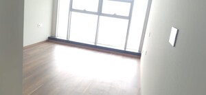 Room in 6 BHK Apartment at Panchshil Towers, Kharadi – for Rent