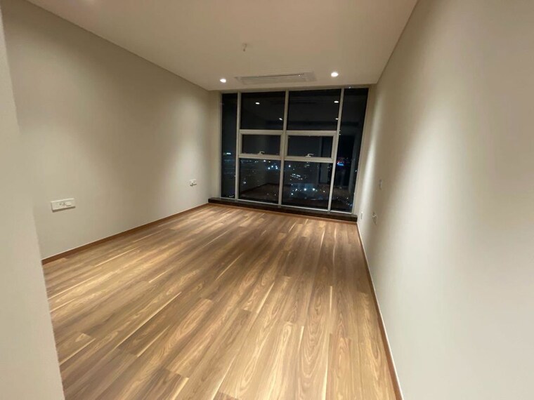 Bedroom, panchshil-towers 5 Bedroom 4500 Sq.Ft. Apartment In Kharadi Pune 10328944