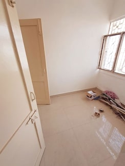 3 BHK + Servant Room Apartment For Rent in Gardenia Glory