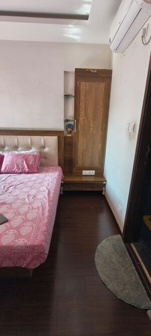 Bedroom in 2 BHK Apartment at Chloris CHS, Balewadi – for Rent