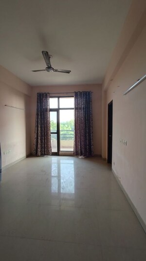 Room in 4 BHK Apartment at S.B.R Apartments, Manesar Sector 1a – for Rent
