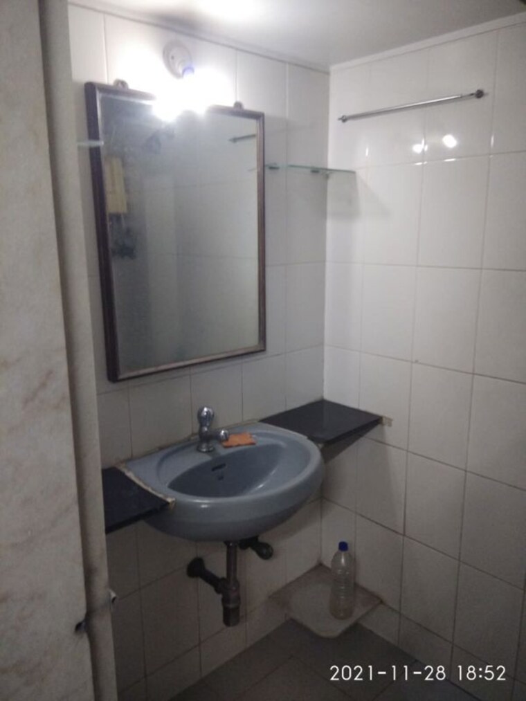 Bathroom, dheeraj-ganga 2 Bedroom 650 Sq.Ft. Apartment In Malad West Mumbai 10328971