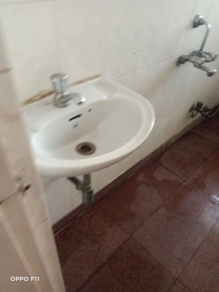 Bathroom, dheeraj-ganga 2 Bedroom 650 Sq.Ft. Apartment In Malad West Mumbai 10328971