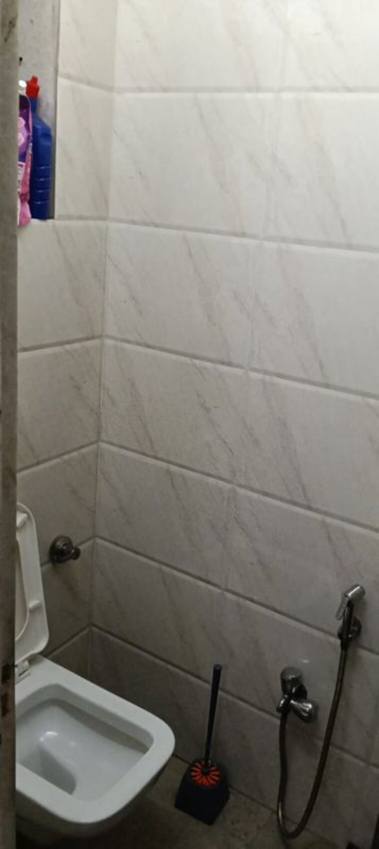 Bathroom, kalina 1 Bedroom 400 Sq.Ft. Apartment In Kalina Mumbai 10328976