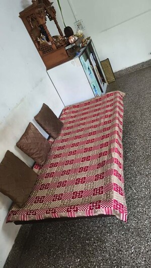 Staircase in 2 BHK Apartment at Shivajinagar – for Rent