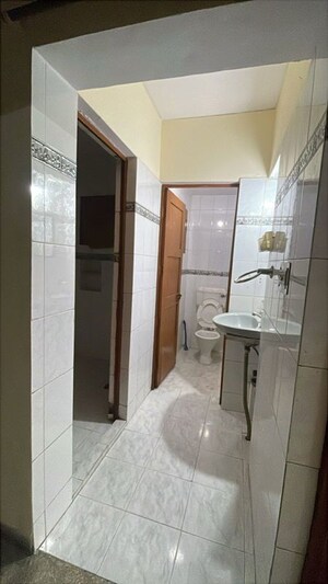 Bathroom in 1.5 BHK Apartment at Kalkaji – for Sale