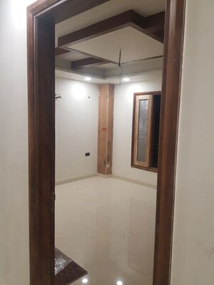 Room in 3 BHK Builder Floor at Amolik Aster Woods, Sector 98 – for Sale