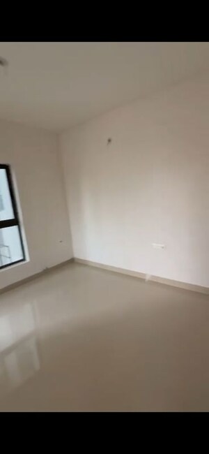 Room in 2 BHK Apartment at Tangra – for Sale