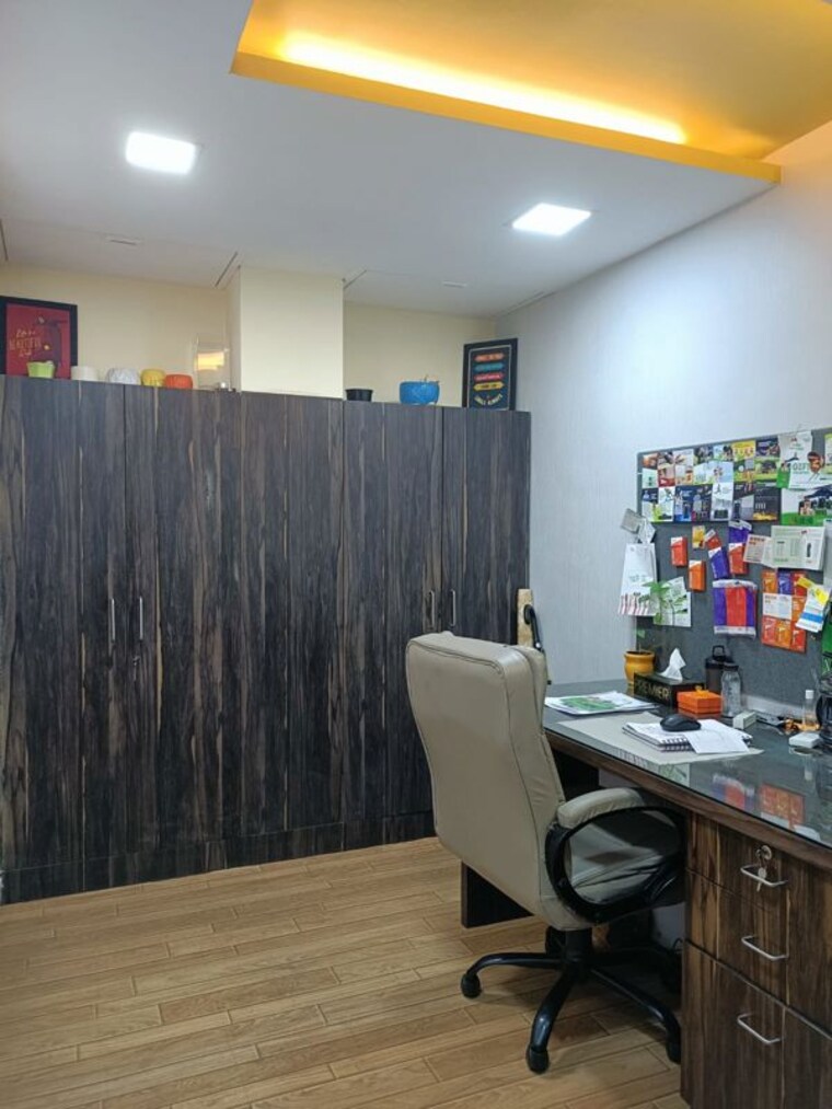 Bedroom, express-zone Commercial Office Space 8000 Sq.Ft. In Malad East Mumbai 10329112