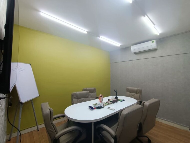 Team Area, express-zone Commercial Office Space 8000 Sq.Ft. In Malad East Mumbai 10329112