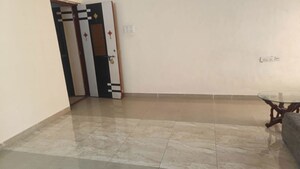 Room in 2 BHK Apartment at Runwal Regency, Majiwada – for Rent