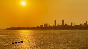 Plot Area in 3 BHK Apartment at Atul Ocean Drive, Marine Lines – for Sale