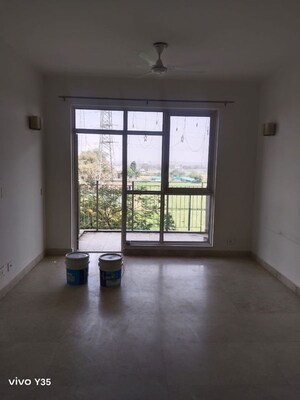 Room in 2 BHK Apartment at Ireo The Corridors, Sector 67a – for Rent