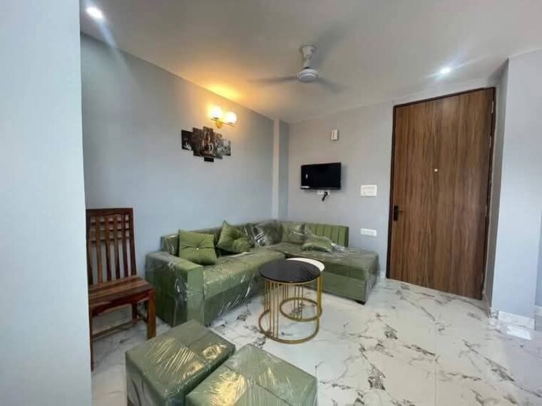 Living Room, saket 1 Bedroom 350 Sq.Ft. Builder Floor In Saket Delhi 10329171