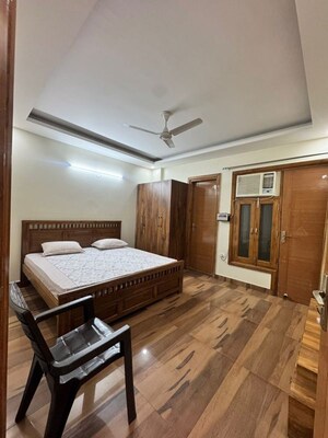 Bedroom in 1 BHK Builder Floor at Sector 46 – for Rent